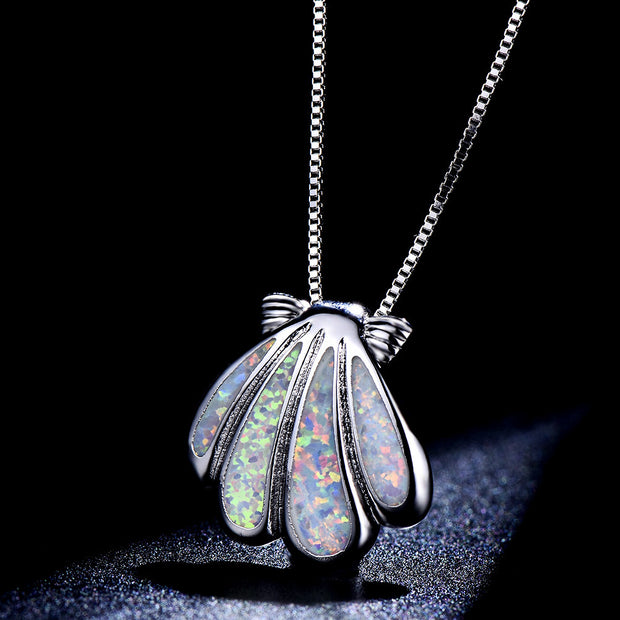 Shell necklace jewelry ladies